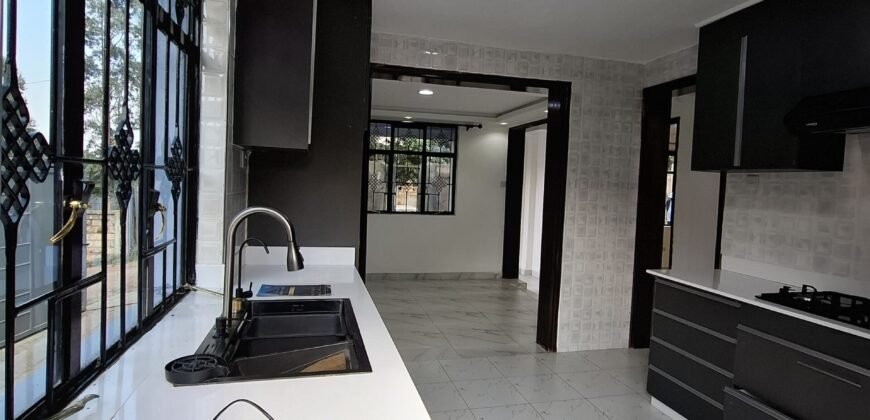 four bedroom Masonite to let