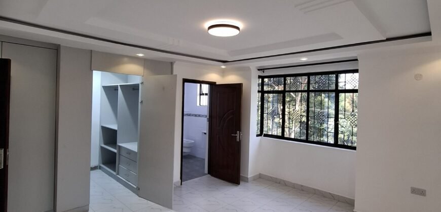 four bedroom Masonite to let
